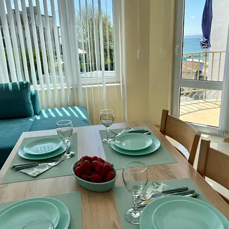 Sunny By The Sea Apartment Kavarna